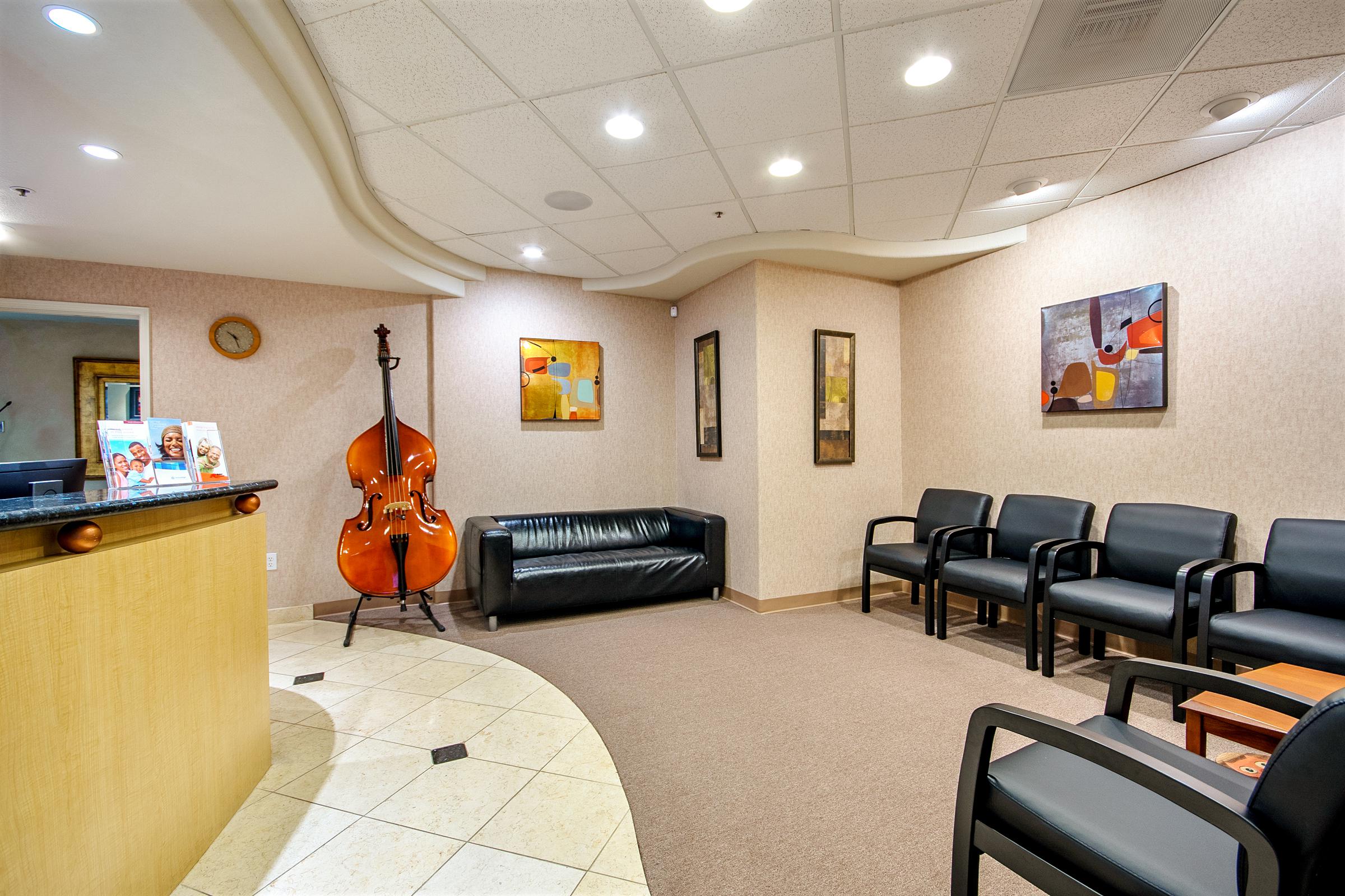 Golden-State-Dentistry-Office-Tour-Waiting-Area 